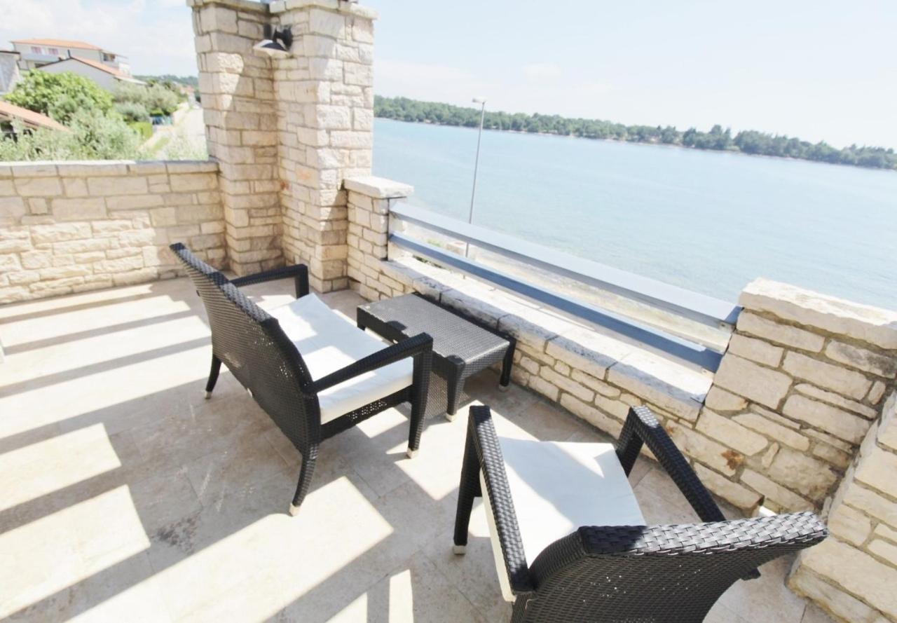 Istrian Villa With Unique Sea View Lovrečica Exteriör bild