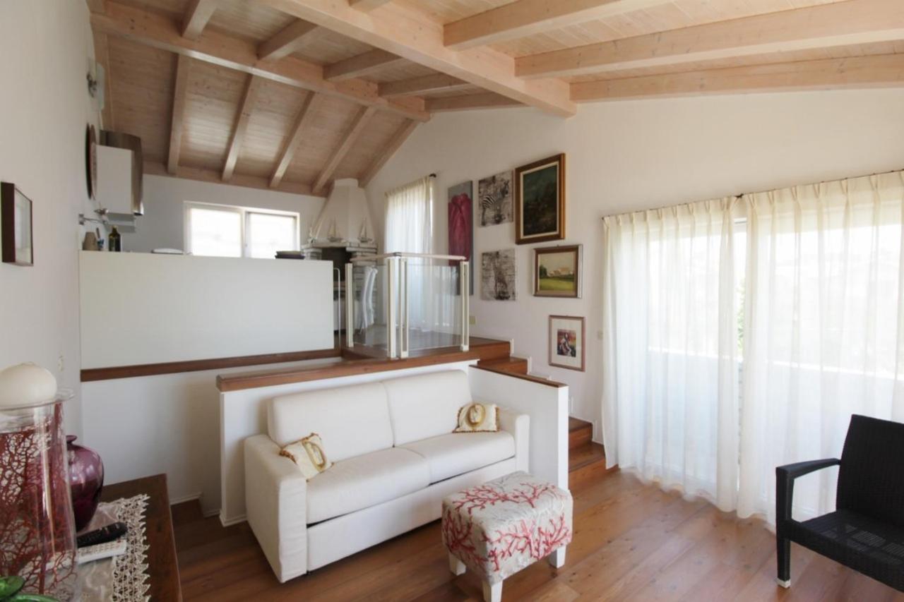 Istrian Villa With Unique Sea View Lovrečica Exteriör bild